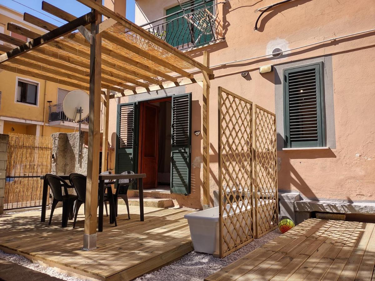 Appartamento Corallo With Private Garden Olbia Dış mekan fotoğraf